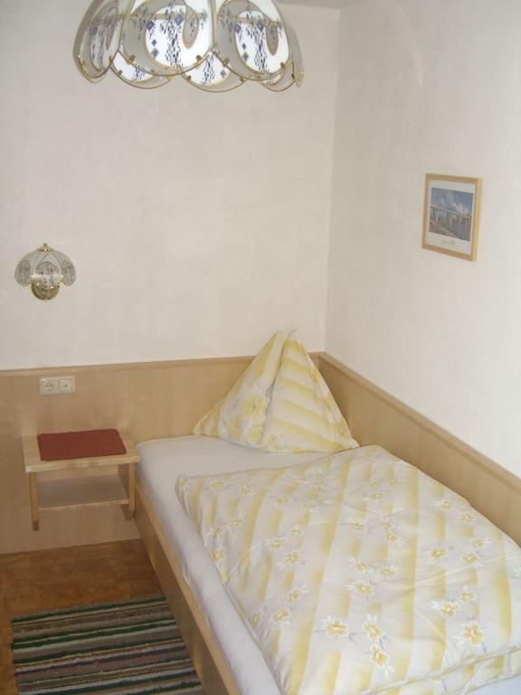 Gaestehaus Hofer Brixen im Thale Oda fotoğraf